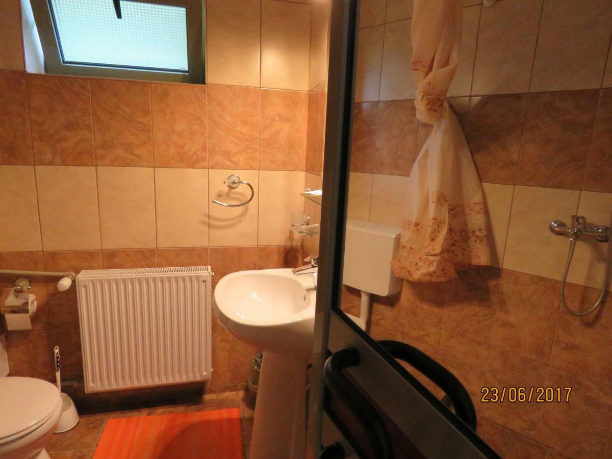 Cazare Casa Sandra Baile Herculane Exterior photo